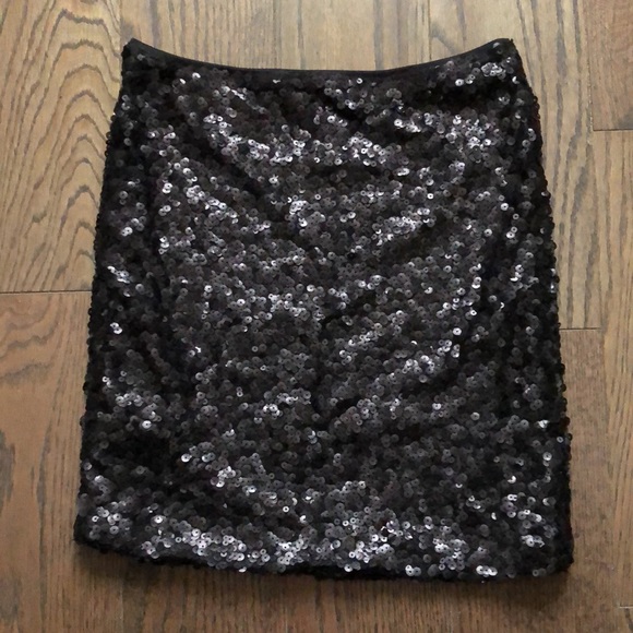 H&M Mini Sequin Skirt - Picture 3 of 6